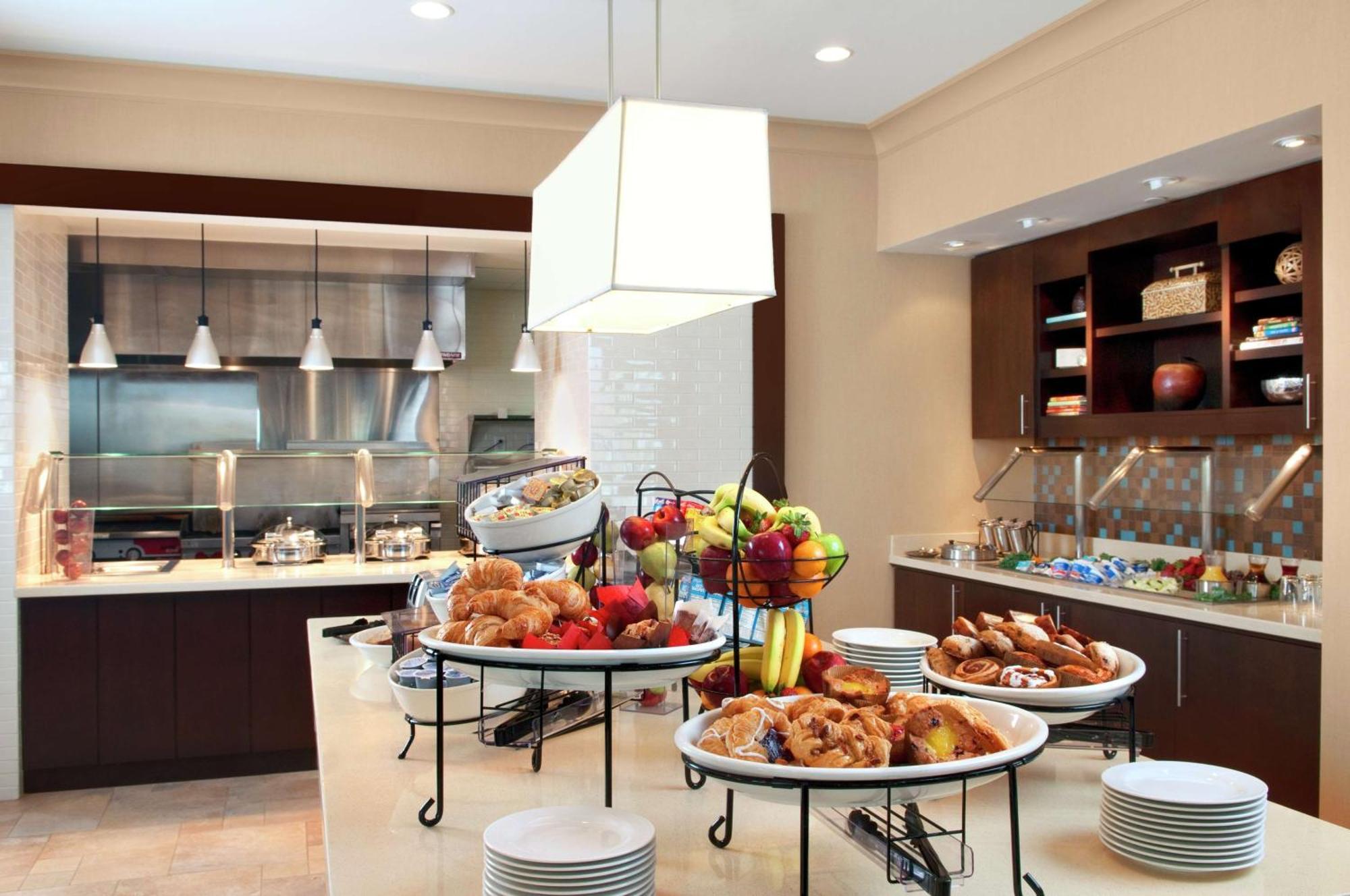 Hilton Garden Edmonton International Airport